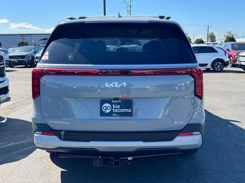 New 2026 Kia Carnival EX FWD image 8