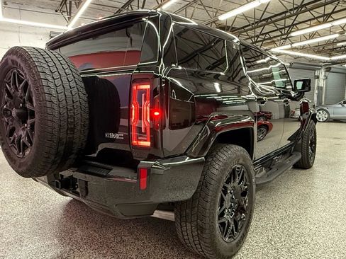 Used 2025 GMC Hummer EV 2X image 33