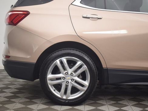 Used 2018 Chevrolet Equinox Premier AWD/4WD image 35