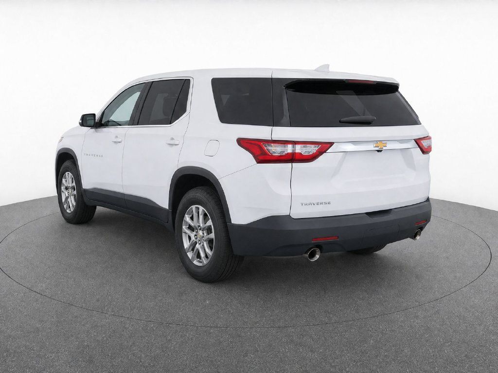 Used 2020 Chevrolet Traverse LS FWD image 32
