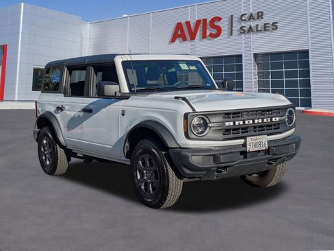 Used 2025 Ford Bronco Big Bend image 3