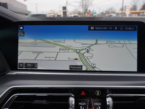 Used 2022 BMW X5 xDrive40i w/ Parking Assistance Package image 54