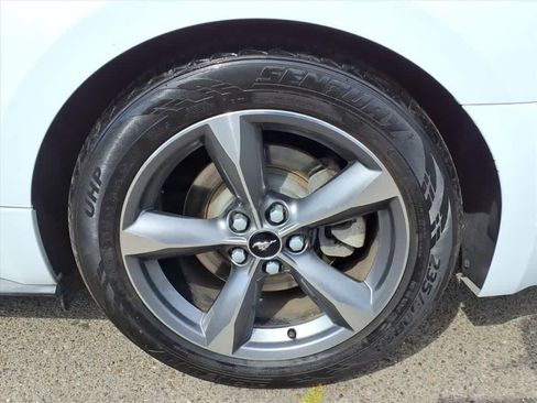 Used 2015 Ford Mustang Convertible w/ Equipment Group 051A RWD image 9