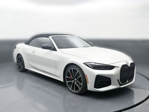 Used 2024 BMW 440i xDrive Convertible w/ Premium Package image 1