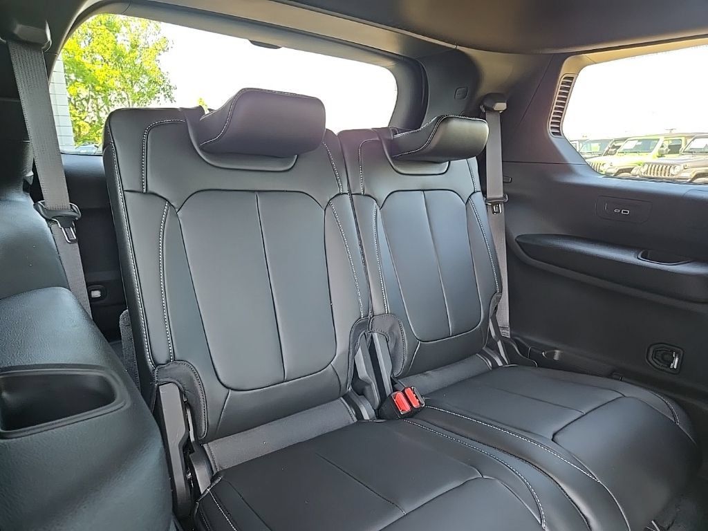 New 2026 Jeep Grand Cherokee L Limited w/ Limited Altitude Package AWD/4WD image 90