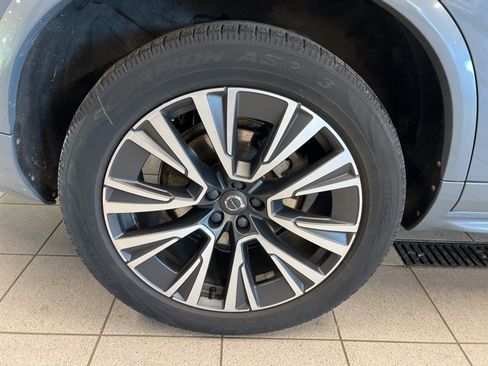 Used 2020 Volvo XC90 T5 Momentum image 10
