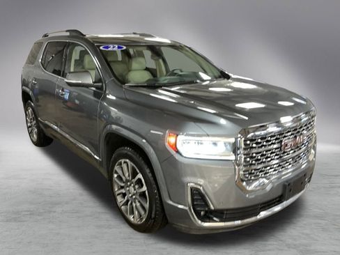 Used 2022 GMC Acadia Denali w/ Denali Technology Package image 7