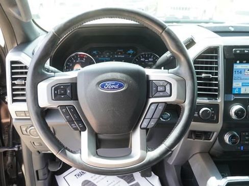 Used 2019 Ford F250 Platinum w/ Platinum Ultimate Package AWD/4WD image 27