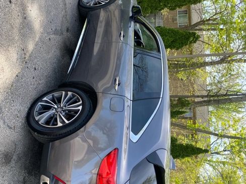 Used 2020 Acura MDX SH-AWD w/ Technology Package image 3