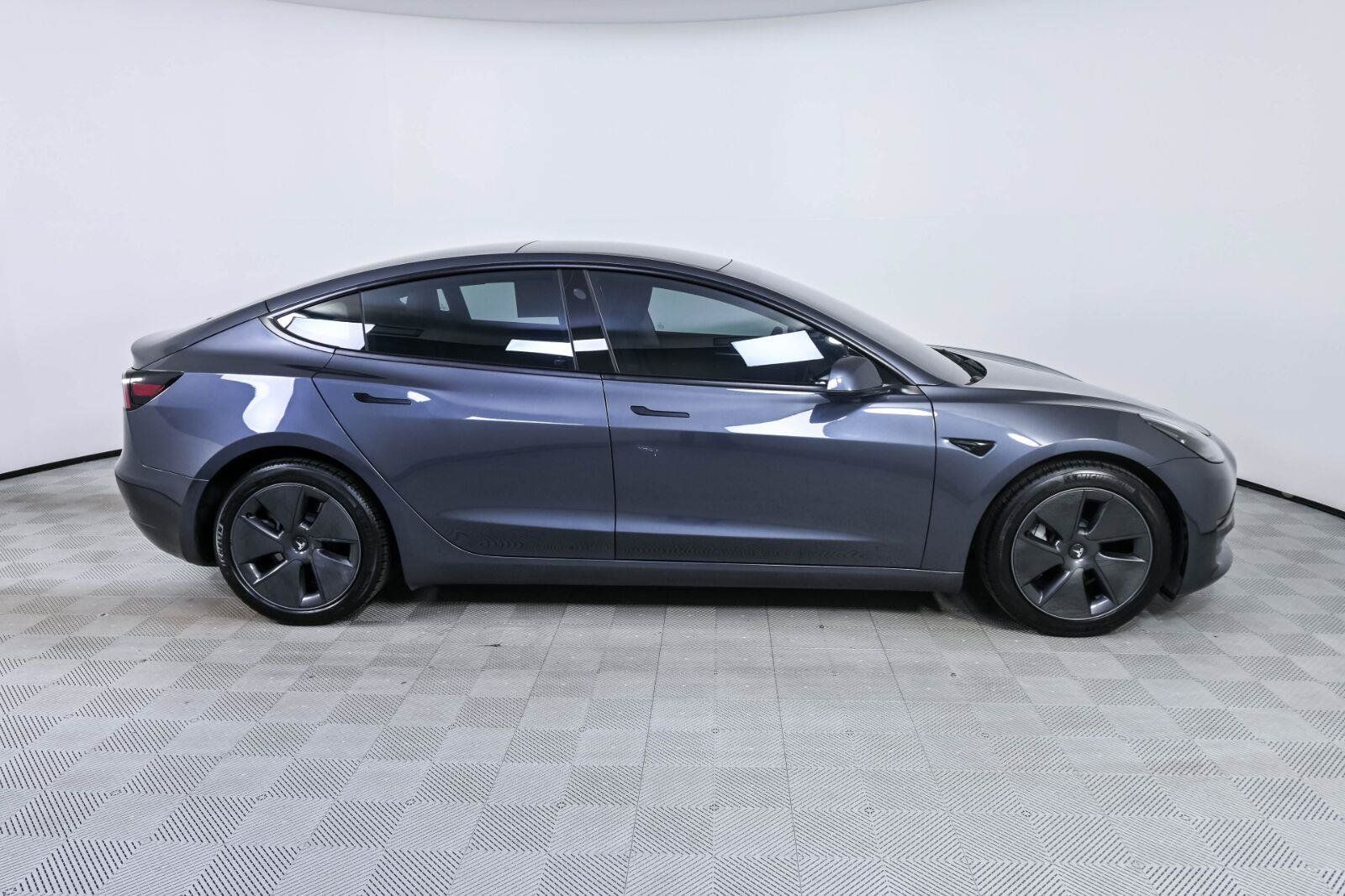 Used 2023 Tesla Model 3 Standard Range RWD image 25