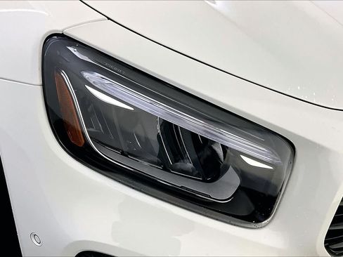 New 2026 Mercedes-Benz GLB 250 4MATIC image 16