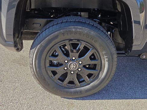 Used 2024 Toyota Tacoma SR5 image 7