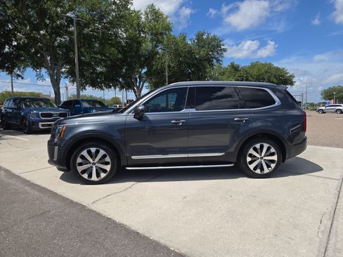 Certified 2022 Kia Telluride S FWD image 5
