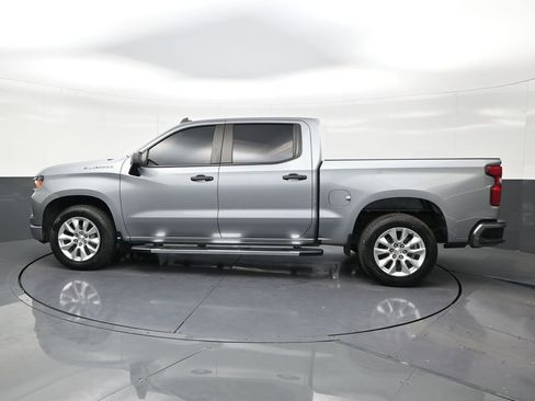 Used 2024 Chevrolet Silverado 1500 Custom RWD image 2