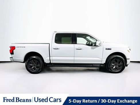 Used 2024 Ford F150 Lightning Lariat image 8