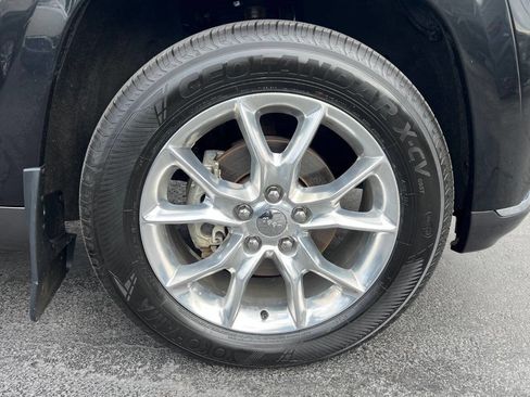 Used 2015 Jeep Grand Cherokee Summit image 31