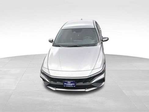 Certified 2026 Hyundai Elantra Sport FWD image 23