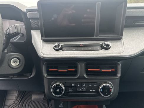 Used 2024 Ford Maverick XLT image 29