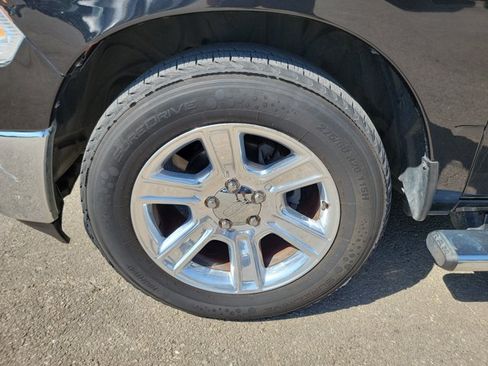 Used 2017 RAM 1500 Lone Star RWD image 10
