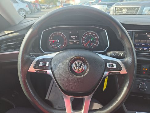 Used 2020 Volkswagen Jetta S w/ Driver Assistance Package image 13