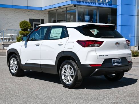 New 2026 Chevrolet TrailBlazer LS image 6