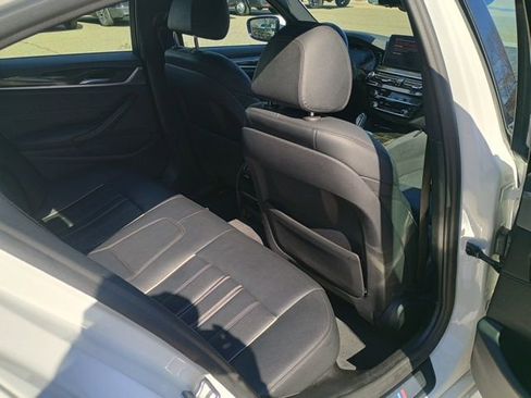 Used 2021 BMW 540i xDrive w/ M Sport Package image 17