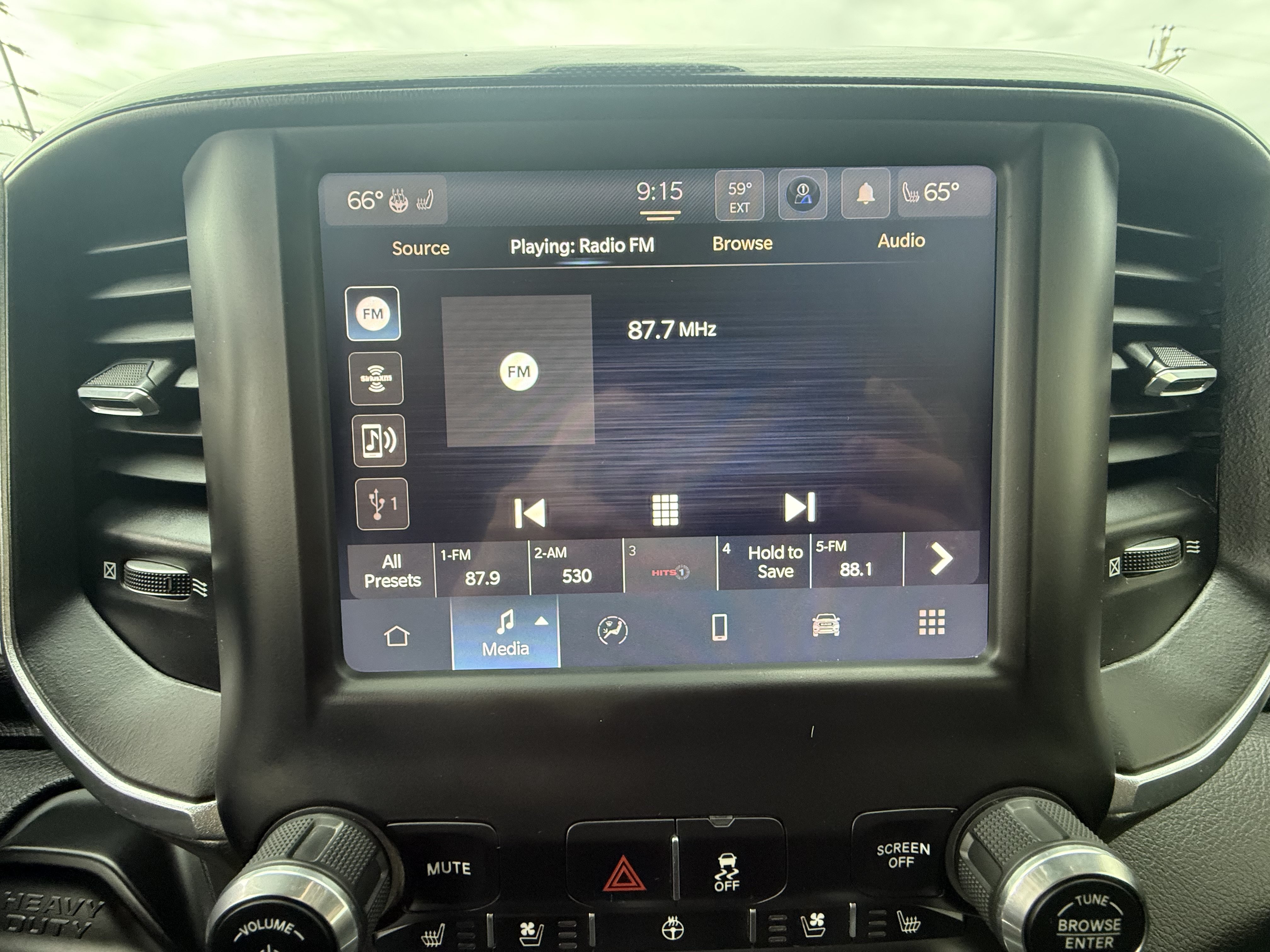 Used 2022 RAM 2500 Laramie w/ Night Edition AWD/4WD image 24