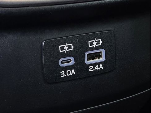 Certified 2025 Subaru Outback Premium image 11