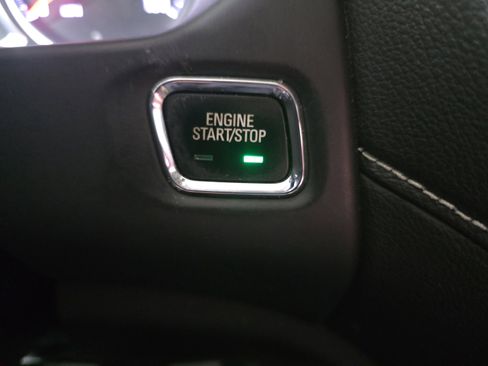 Used 2023 GMC Acadia SLE w/ Driver Convenience Package image 29