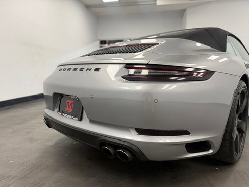 Used 2017 Porsche 911 Carrera image 29