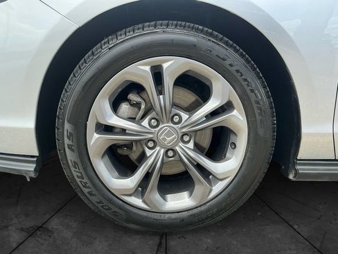 Used 2024 Honda Accord EX image 15