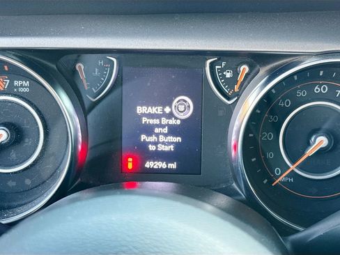 Used 2021 Jeep Wrangler Unlimited Sport image 13