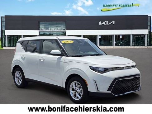 Certified 2025 Kia Soul LX w/ LX Technology Package FWD image 1