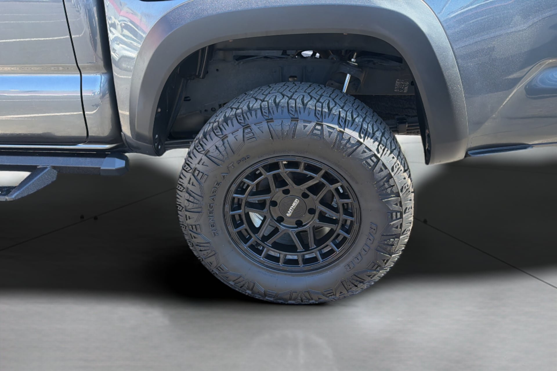 Used 2021 Toyota Tacoma TRD Off-Road AWD/4WD image 37