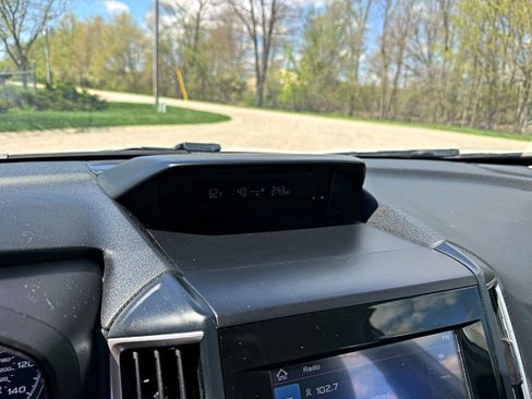 Used 2019 Subaru Forester w/ Popular Package #1 AWD/4WD image 16