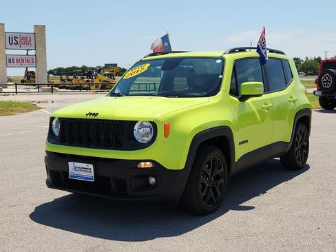 Certified 2017 Jeep Renegade Altitude FWD image 1