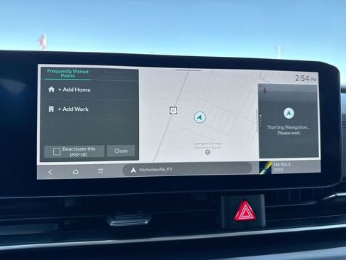 Used 2025 Kia Carnival image 15