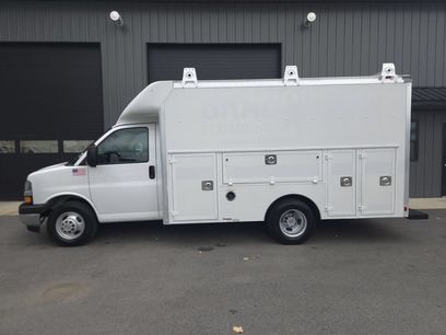 Used 2017 Chevrolet Express 3500
