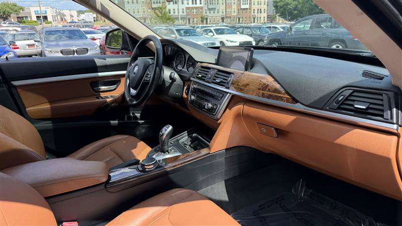 Used 2015 BMW 335i Gran Turismo xDrive AWD/4WD image 17