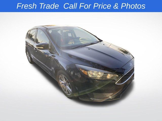 Used 2015 Ford Focus SE FWD image 3