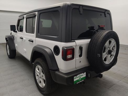 Used 2018 Jeep Wrangler Unlimited Sport S AWD/4WD image 5