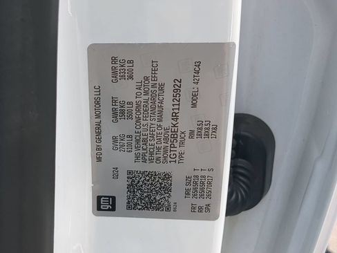Used 2024 GMC Canyon Elevation w/ Trailering Package RWD image 39