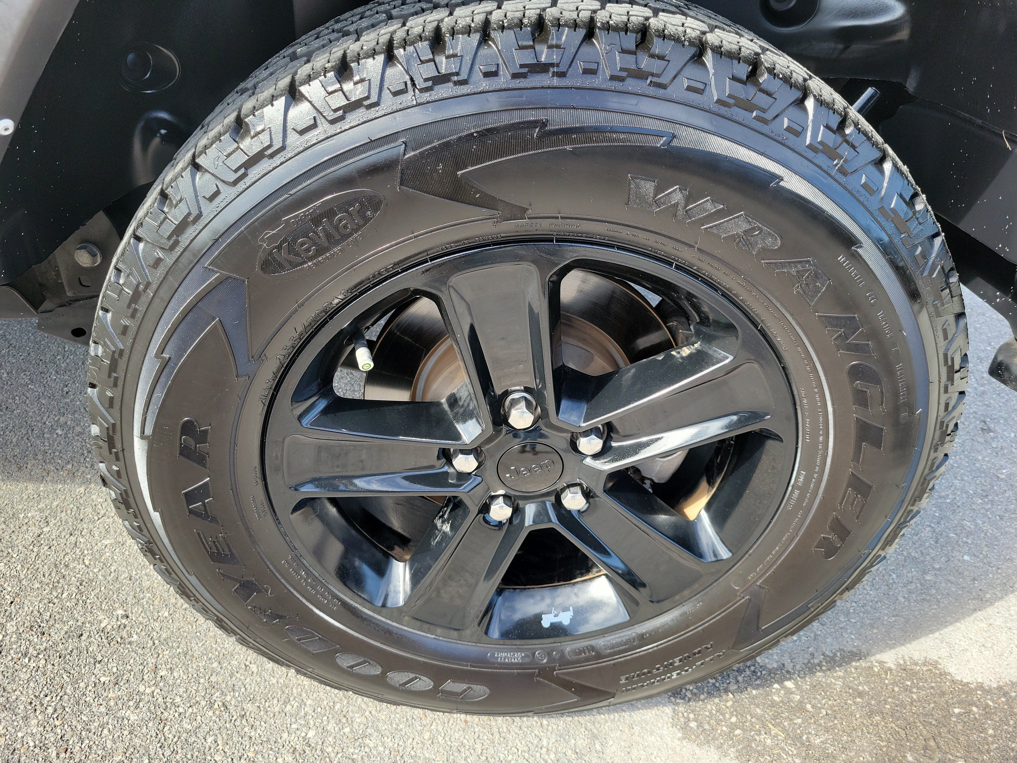 Used 2022 Jeep Wrangler Unlimited Sport AWD/4WD image 30