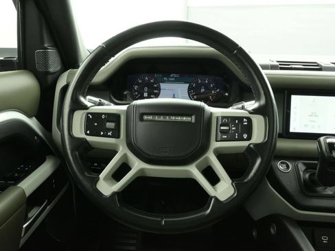 Used 2020 Land Rover Defender 110 HSE AWD/4WD image 32