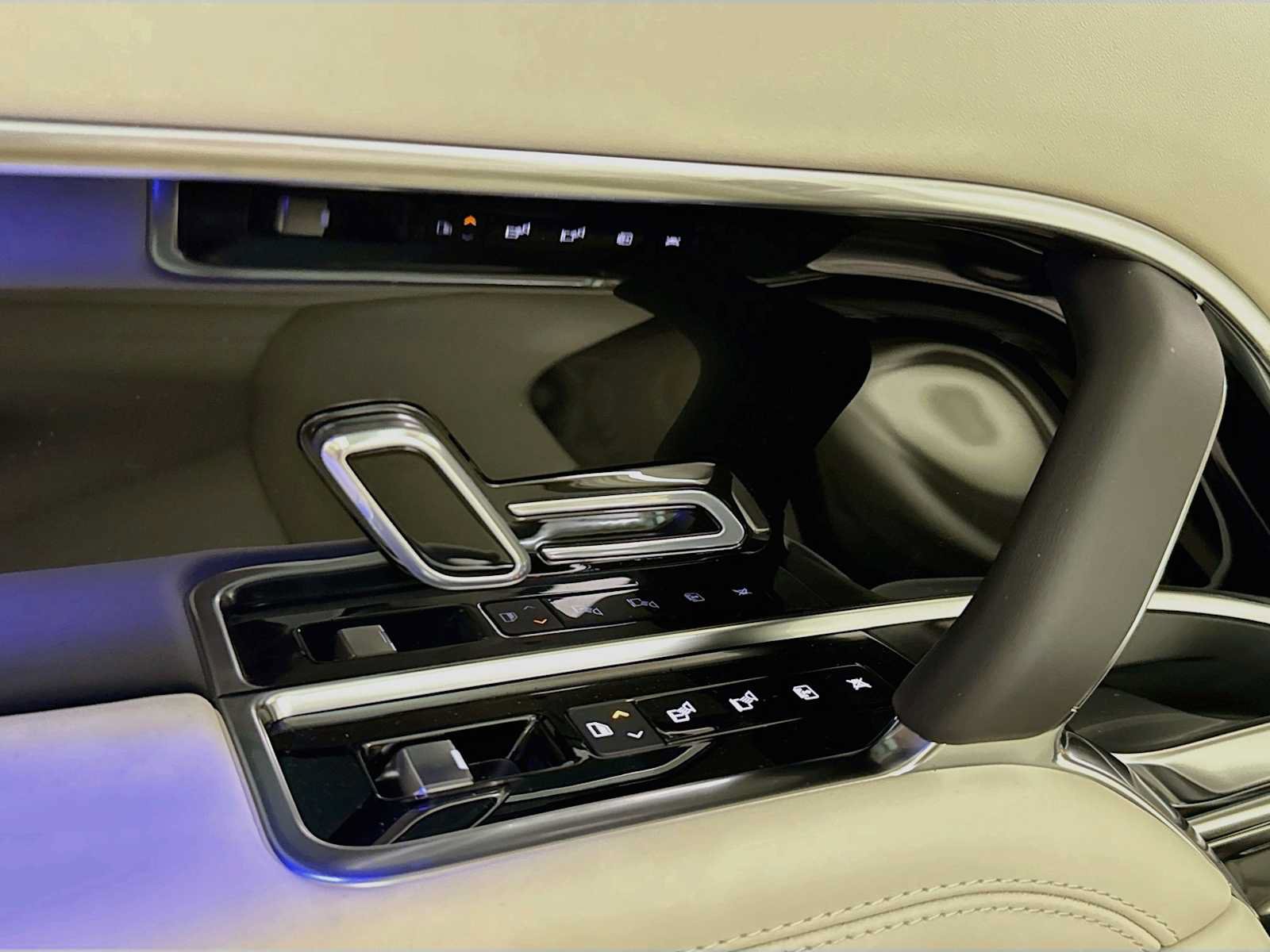 New 2027 Land Rover Range Rover SE AWD/4WD image 26