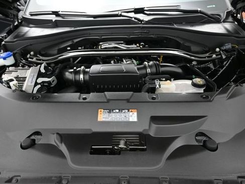 Certified 2025 Lincoln Aviator AWD w/ Jet Appearance Package image 32