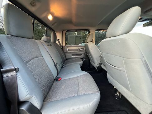 Used 2017 RAM 1500 Big Horn image 26