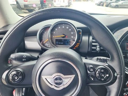 Used 2015 MINI Cooper 2-Door Hardtop FWD image 5