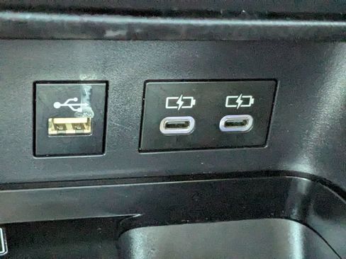 Used 2025 Toyota Camry LE FWD image 20