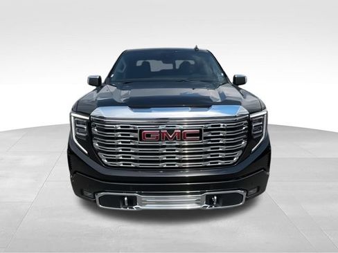 New 2026 GMC Sierra 1500 Denali w/ Technology Package AWD/4WD image 3